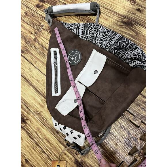 The Walking Dead - Michonne Faux Leather Sling Bag NWT - Picture 16 of 16